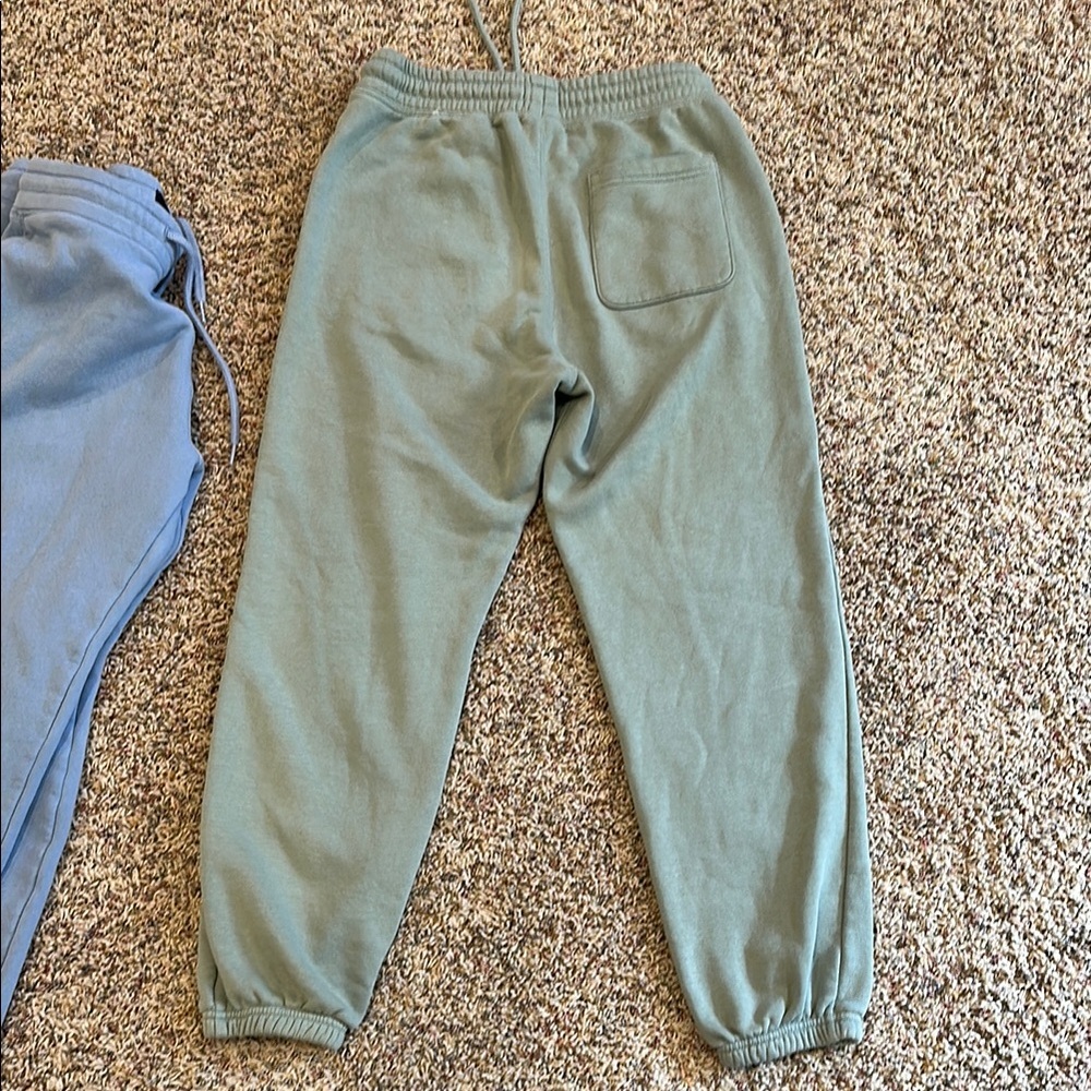 Lot of 2 Men’s H&M/Hollister Blue and Green Sweatpants Sizes S, XS - Picture 5 of 6